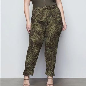 Good American UPGRADE TROUSER- Jungle